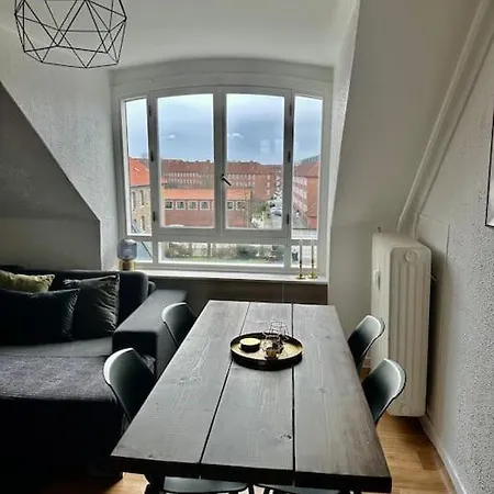 Elegant With Penthouse View In Cph 아파트 *