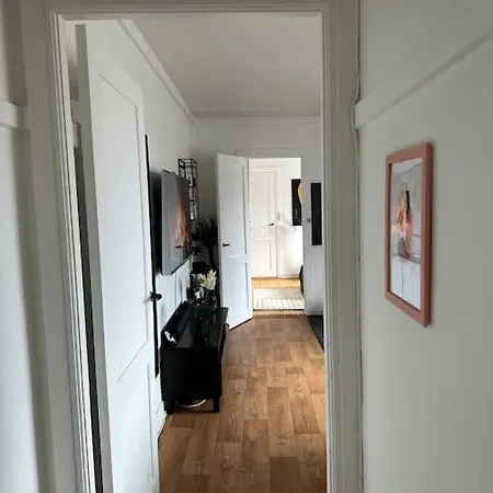 Elegant With Penthouse View In Cph * 코펜하겐
