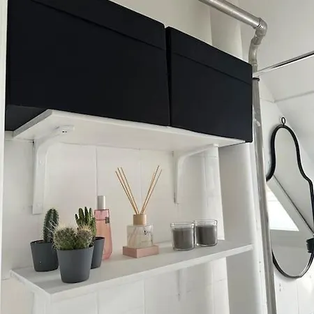 Elegant With Penthouse View In Cph *